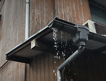 雨漏り修繕工事